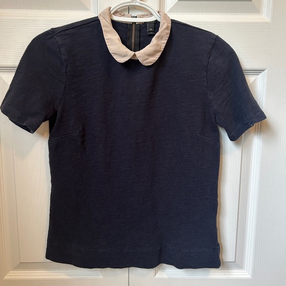 J. CREW ~ size XS ~ navy blue Tshirt with silk light pink collar - Picture 1 of 4